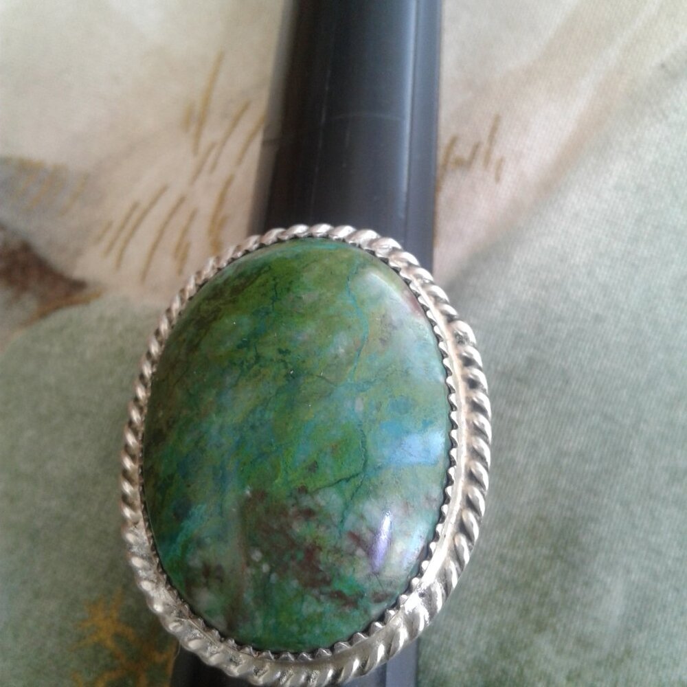 Vintage Large Green turquoise Sterling Silver Ring